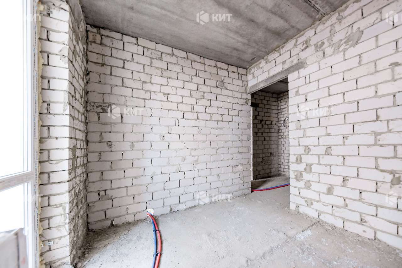 1834003969426702
