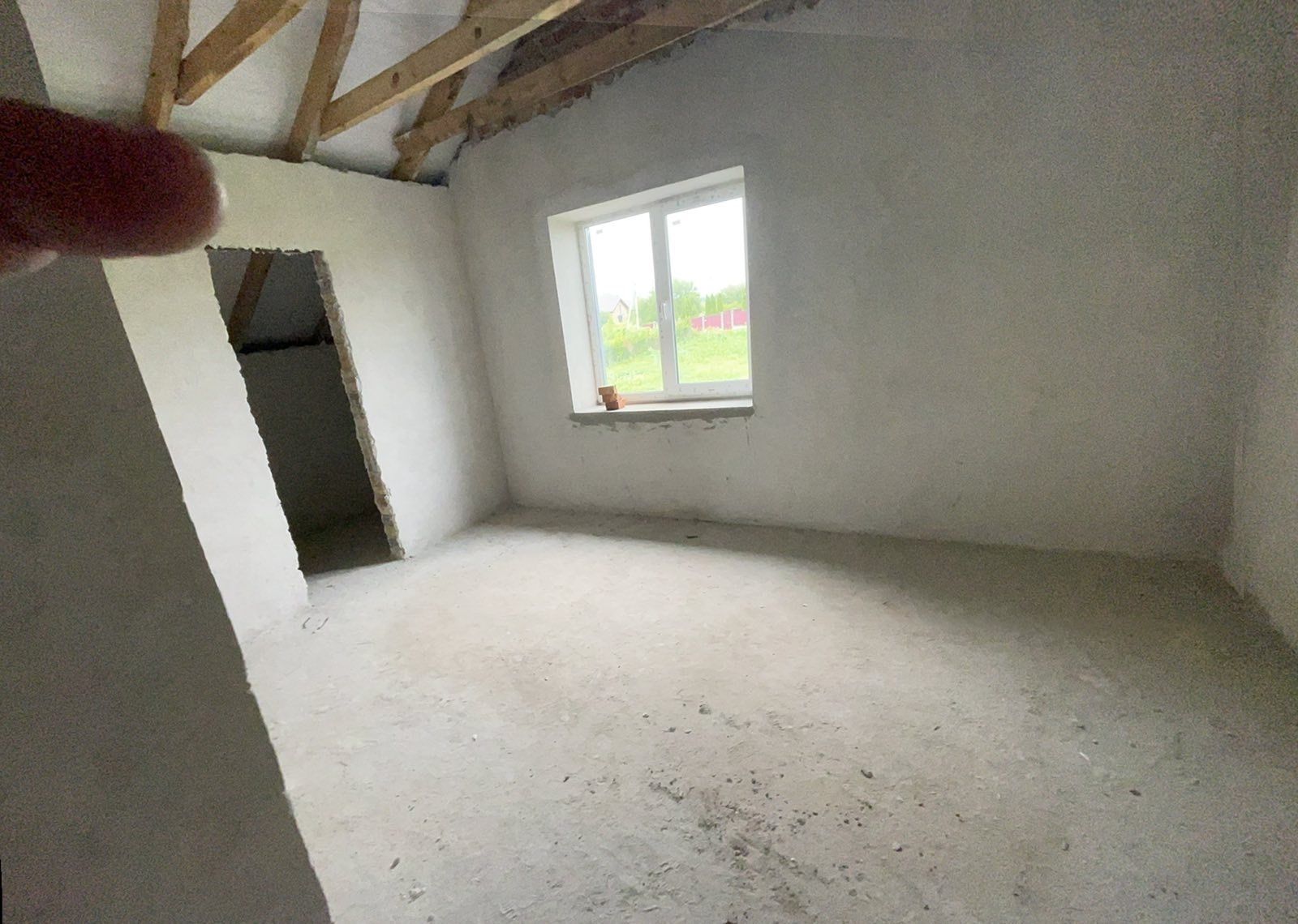 1758916808763703