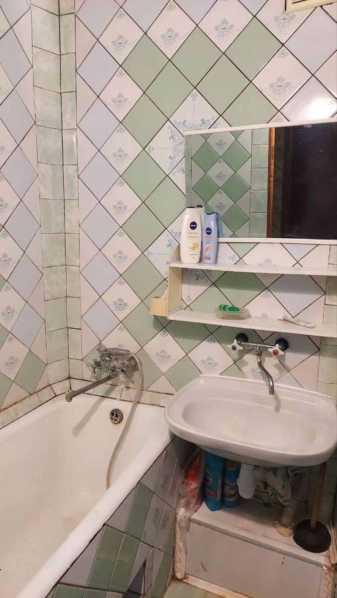 1814349556990703