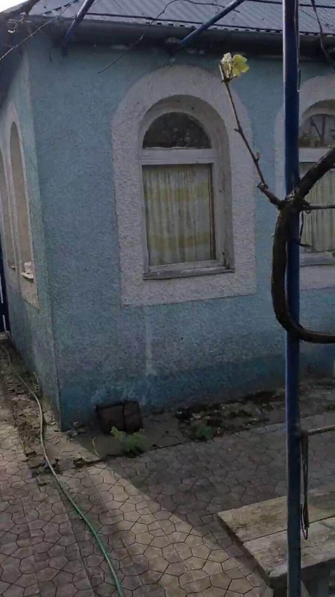 1834718653022703