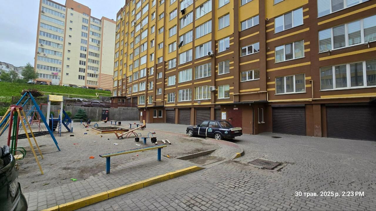 1837268788746703