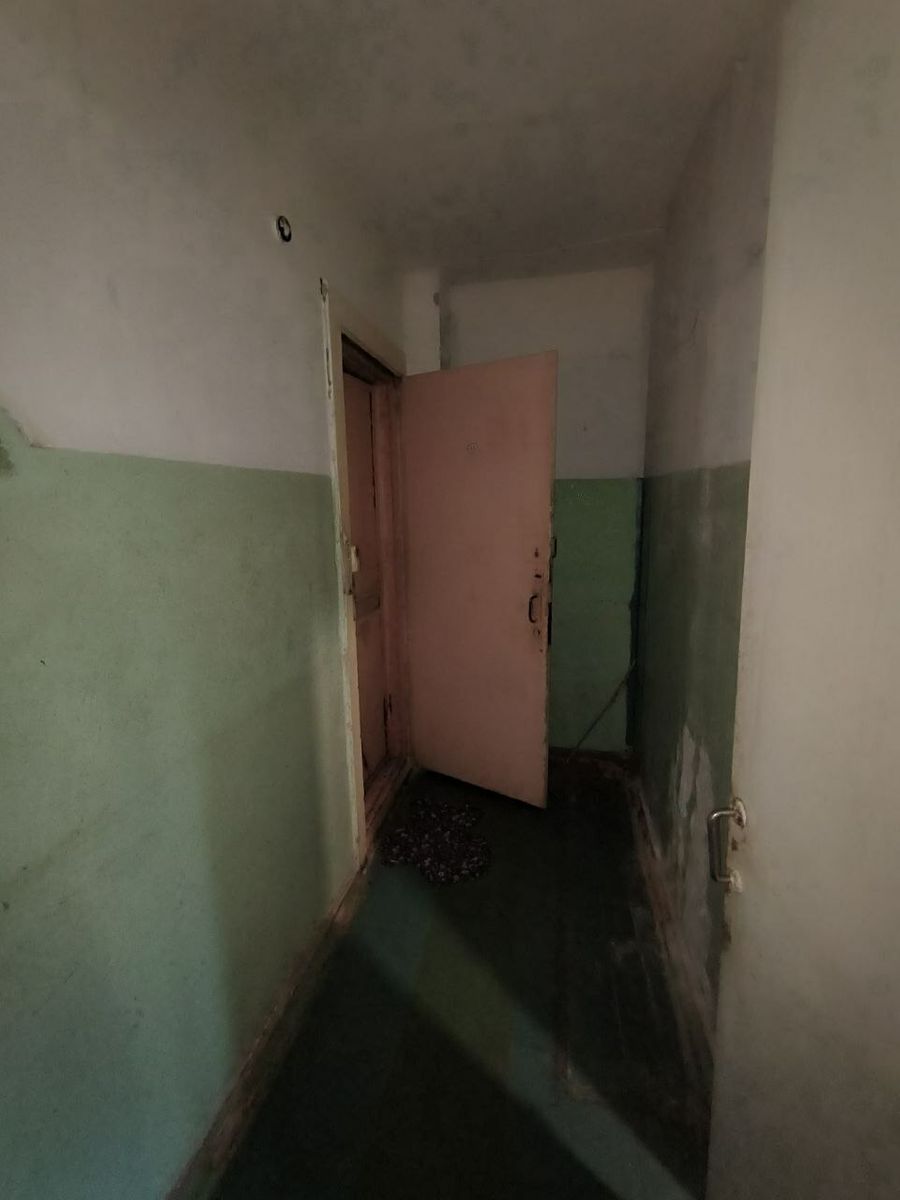 1821702625940705