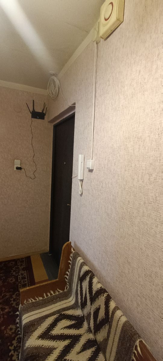 1833915372093707