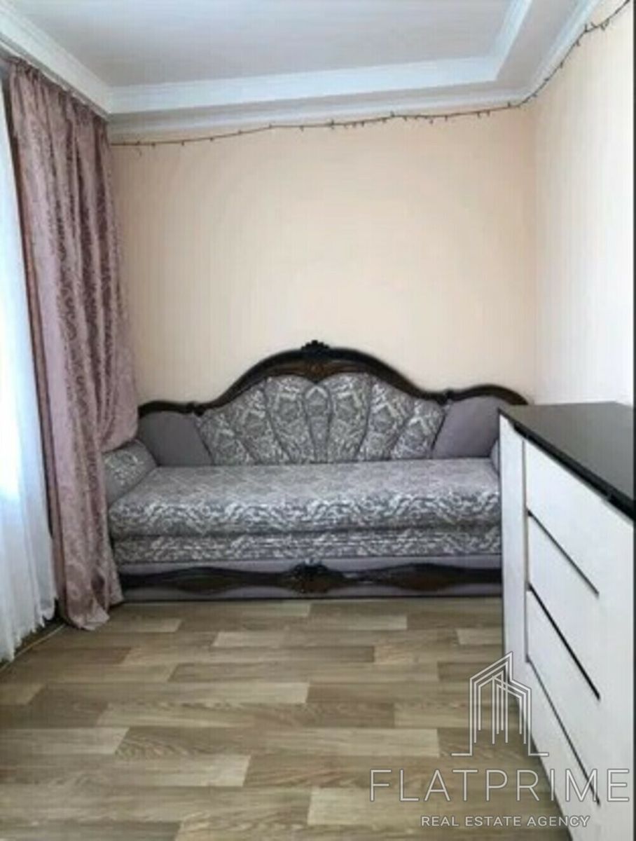 1836437986578708
