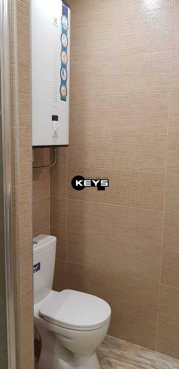 1835885857124709