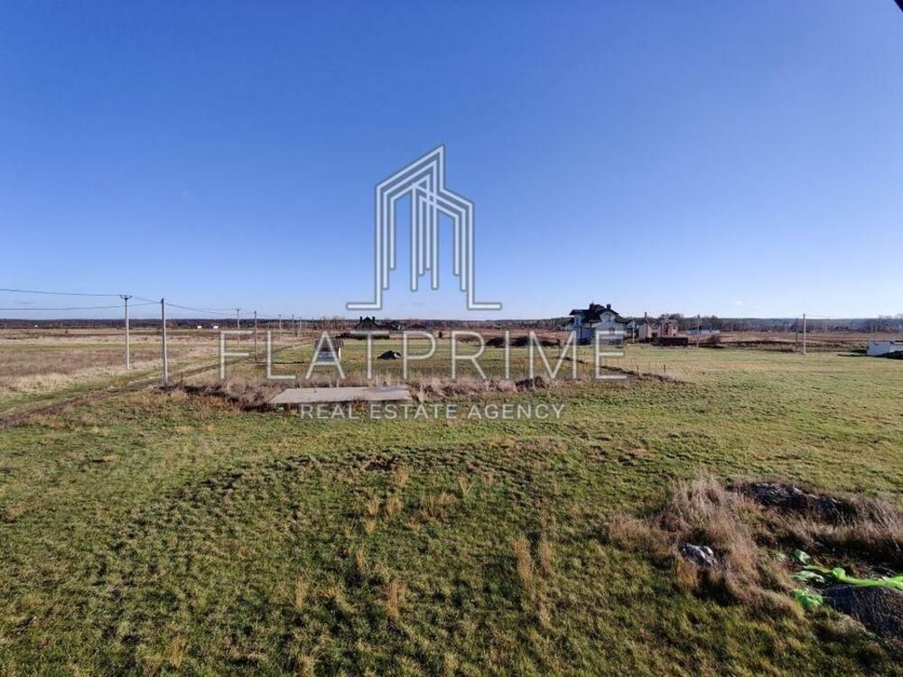 1835993638803709