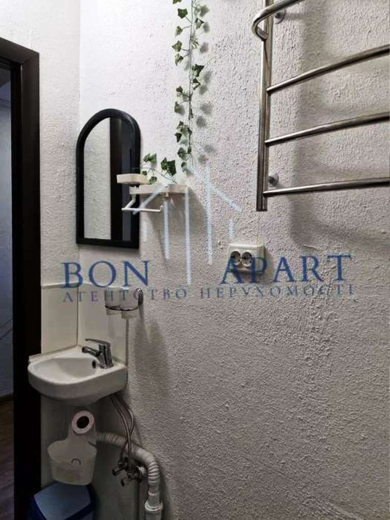 1836073905711709