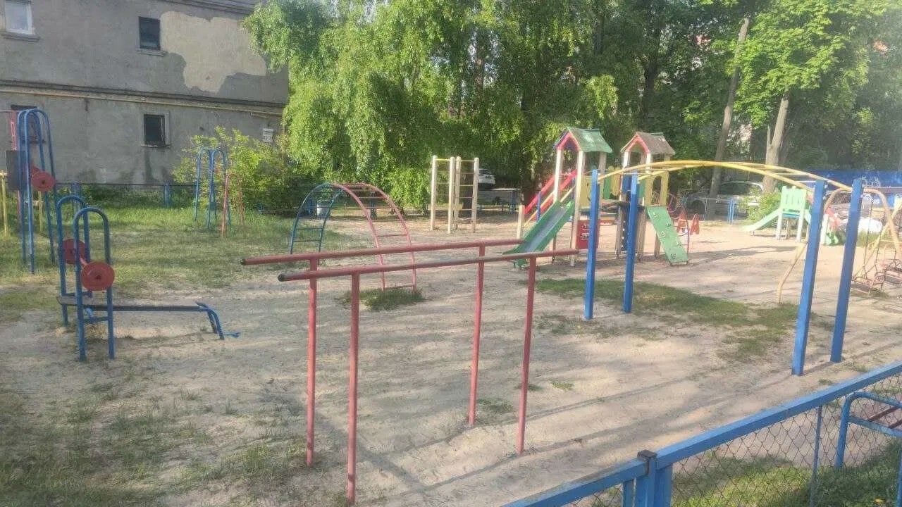 1833454563871071