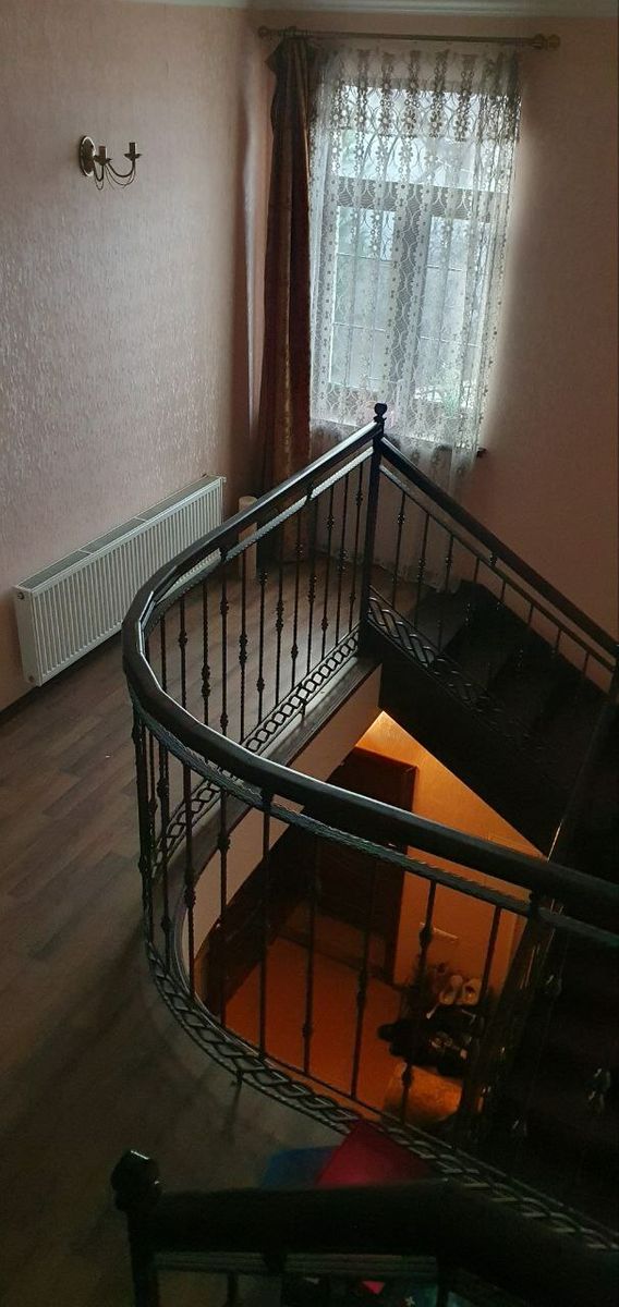 1836665479307710