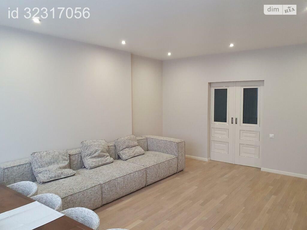 1830538970366713