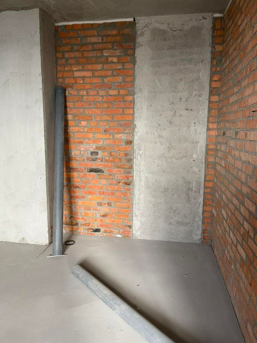 1831276327371713
