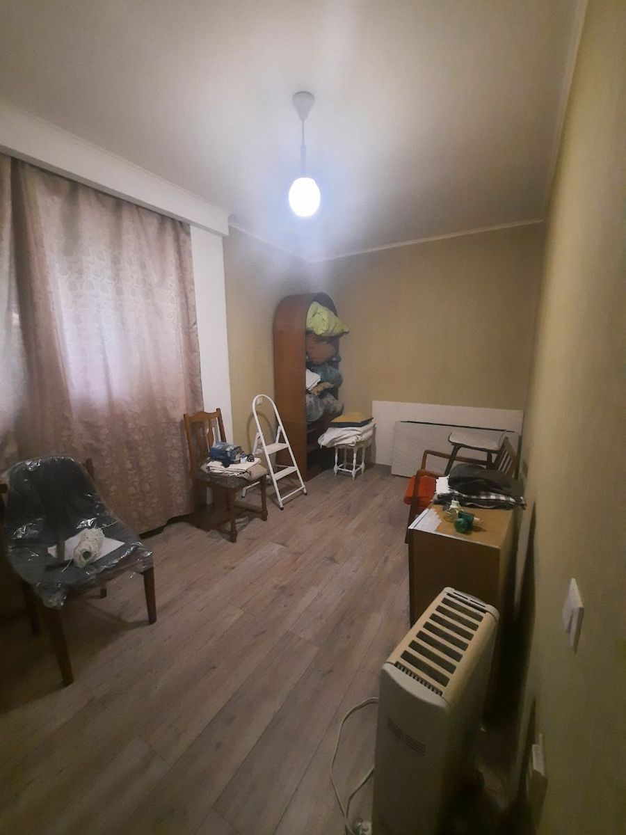 1835645404706716