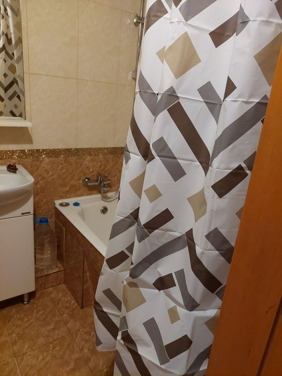 1833258764718717
