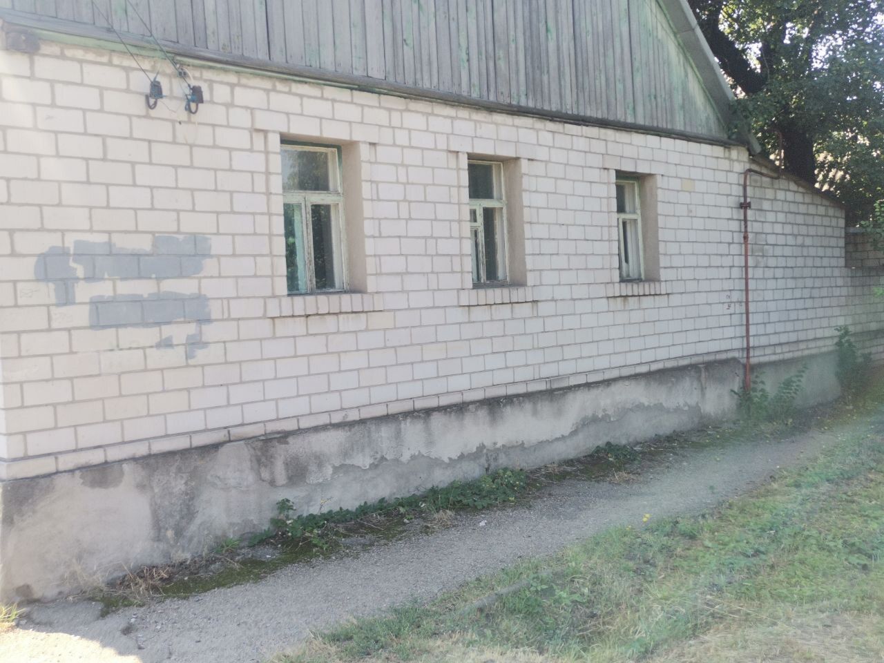 1842452630835717