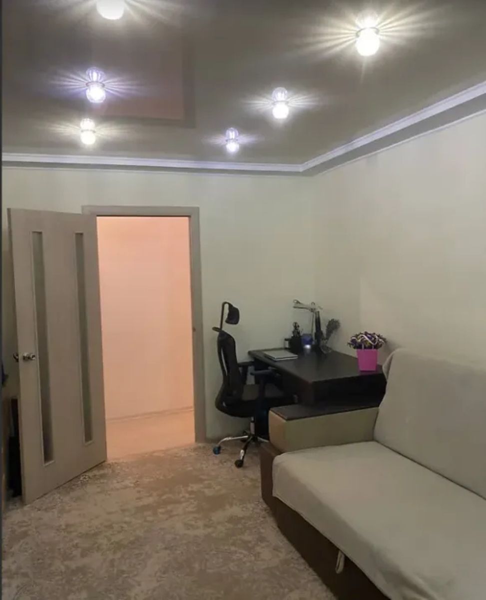 1842700239757717