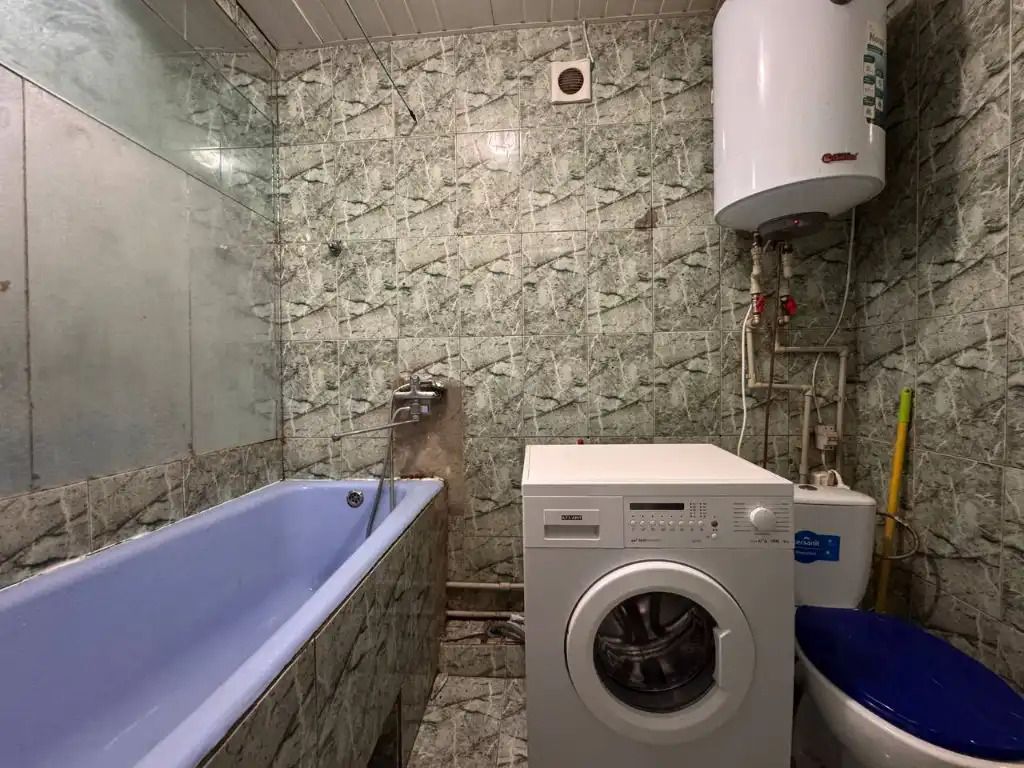 1837009287237718