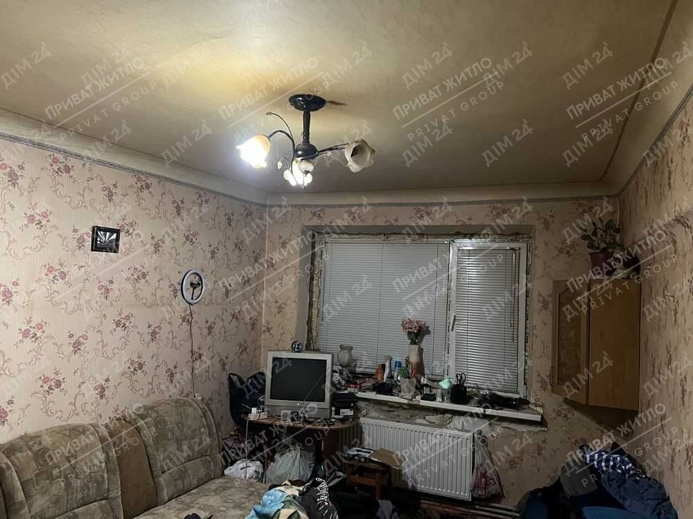1835086693458719