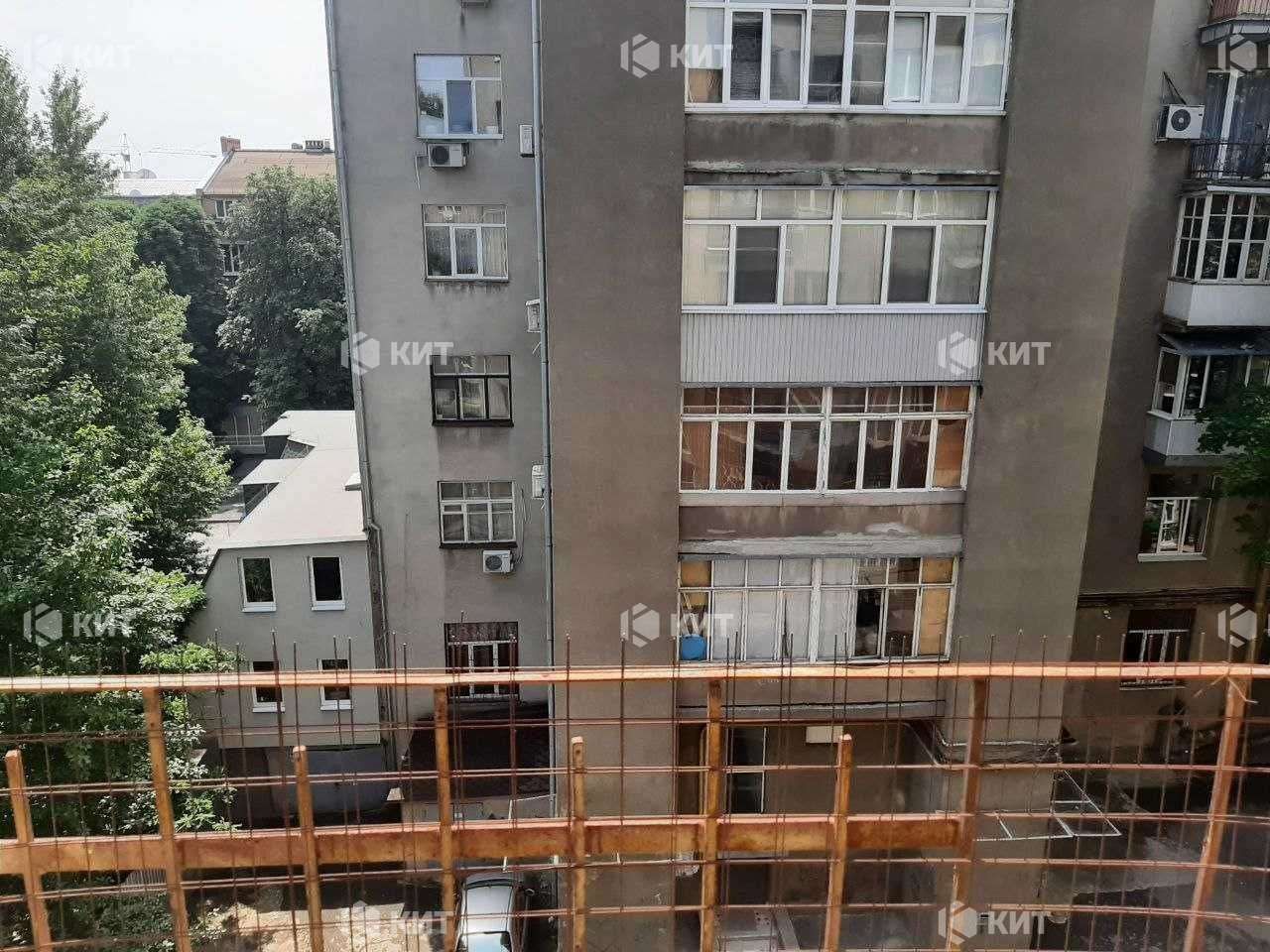 1828098534980072