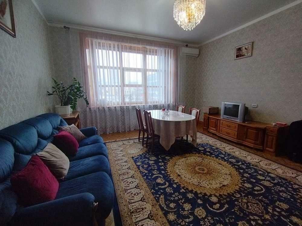 1830816564716072