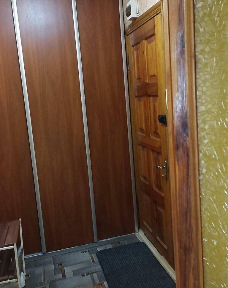 1834610209629720