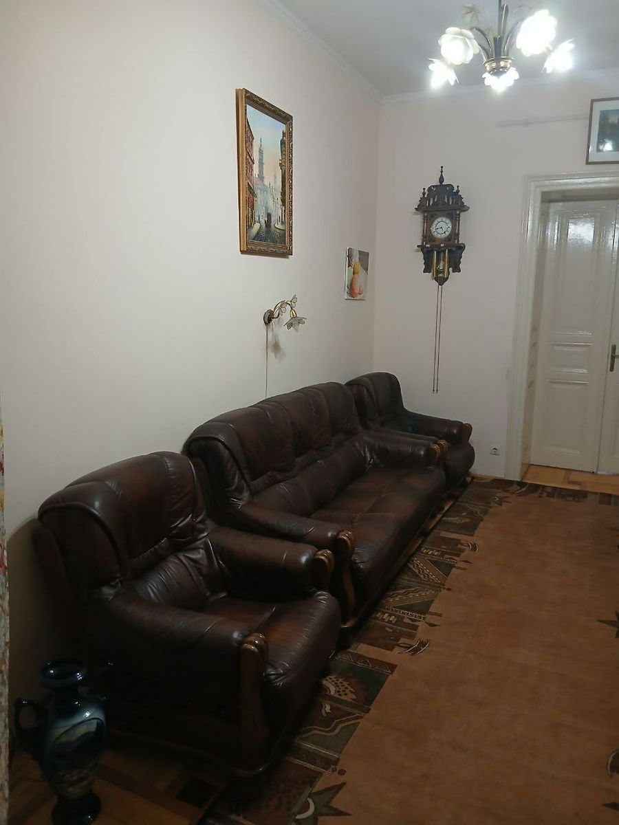 1831628933248722