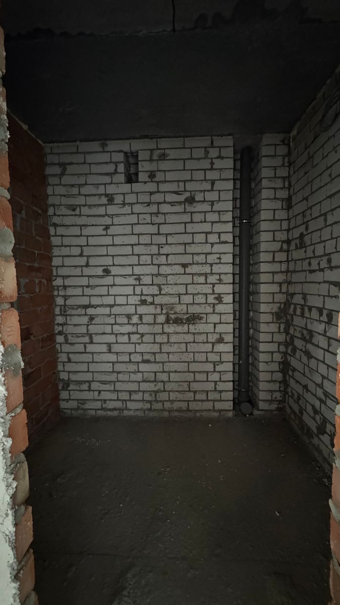 1834072723987726