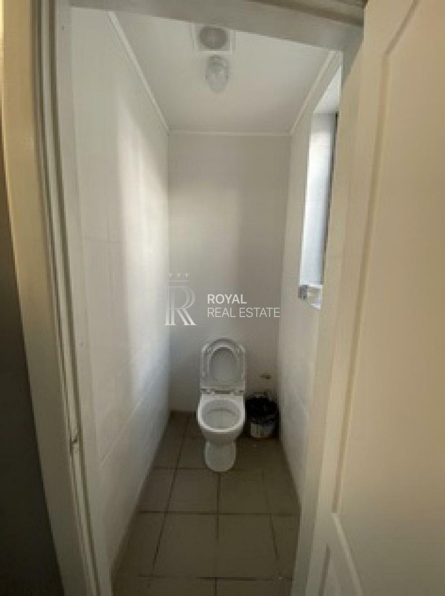 1836621974017726