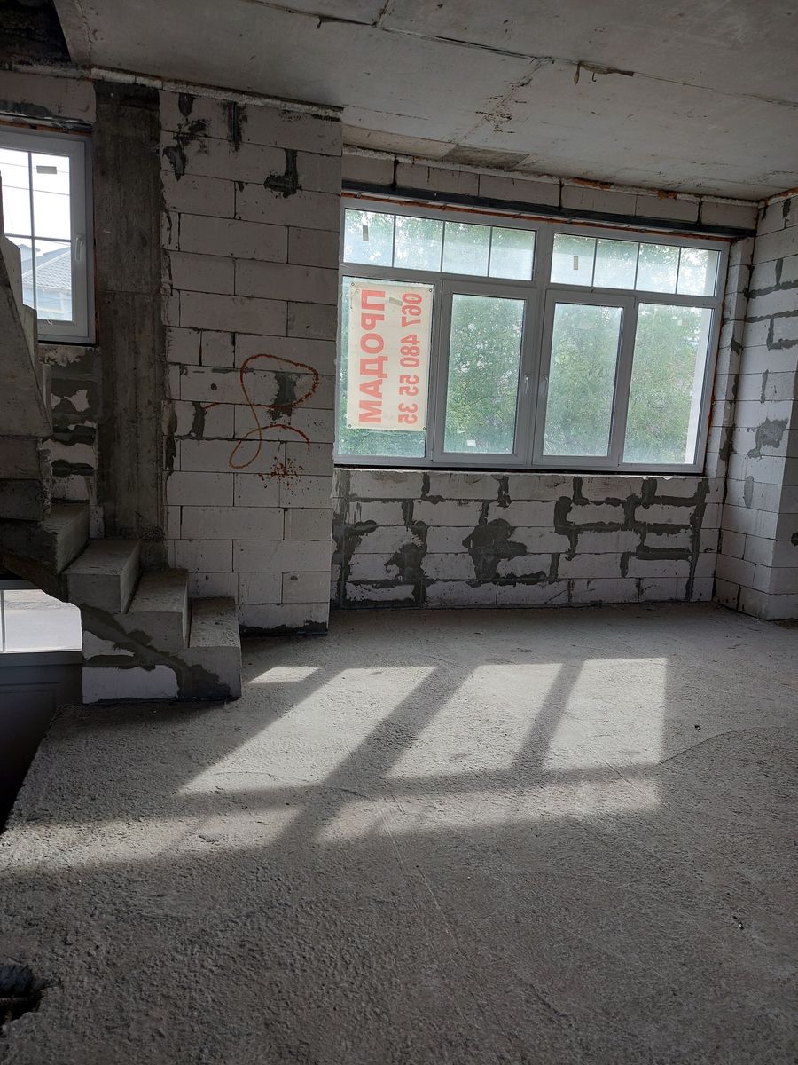 1836710246907726