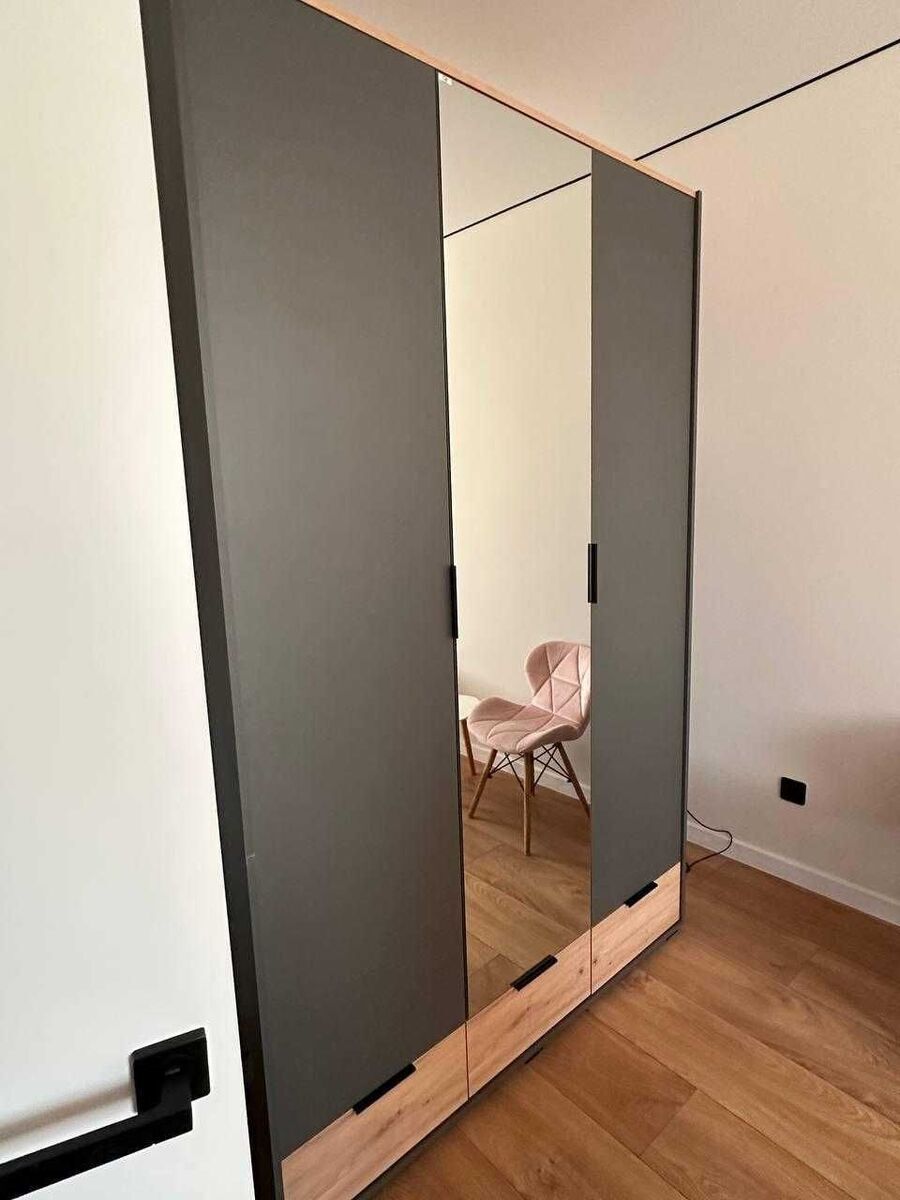 1840879326236729