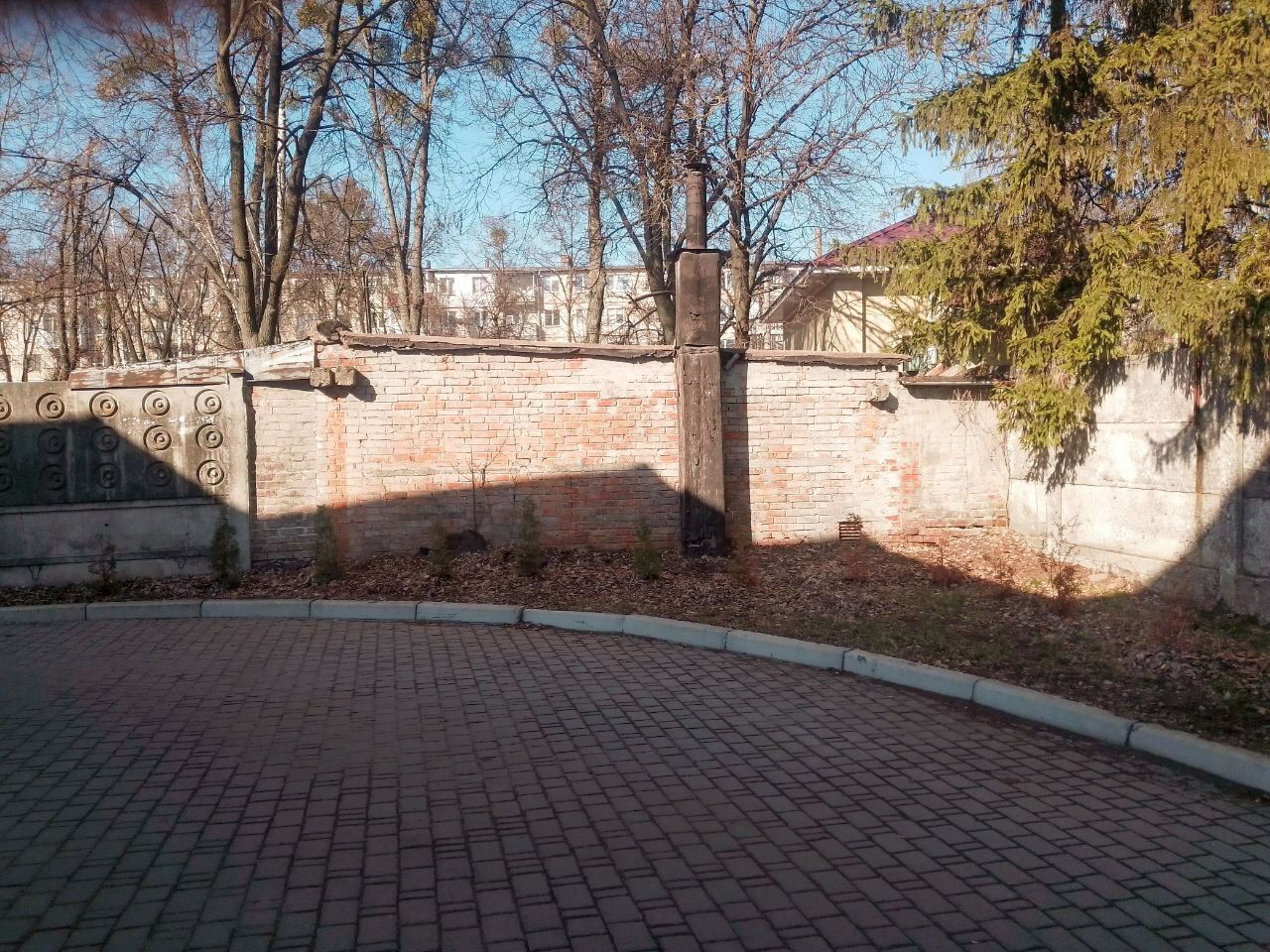 1827215754125073