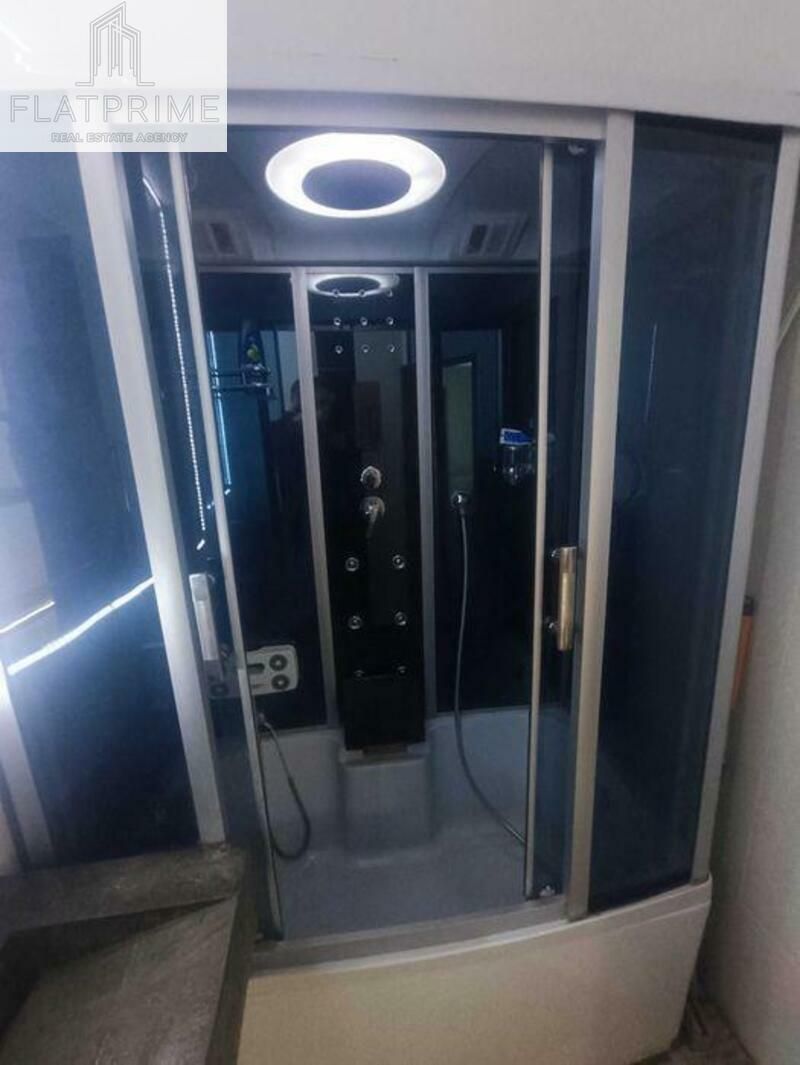 1834453898406732