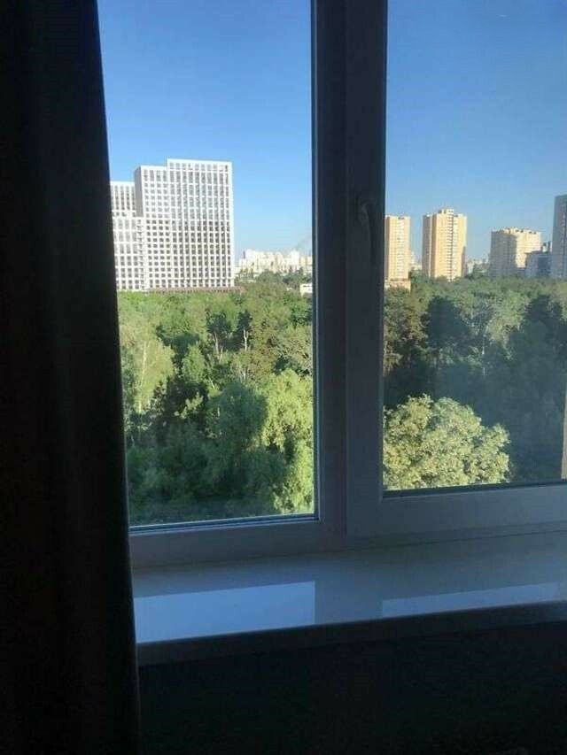 1833197407889733