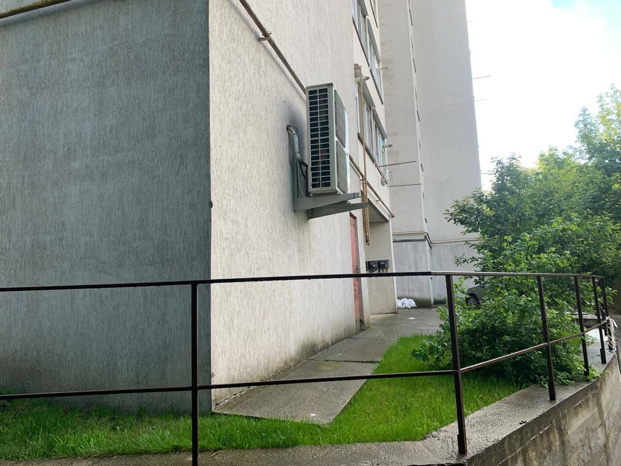 1833480240311733