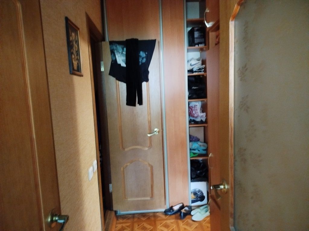1833987406611733