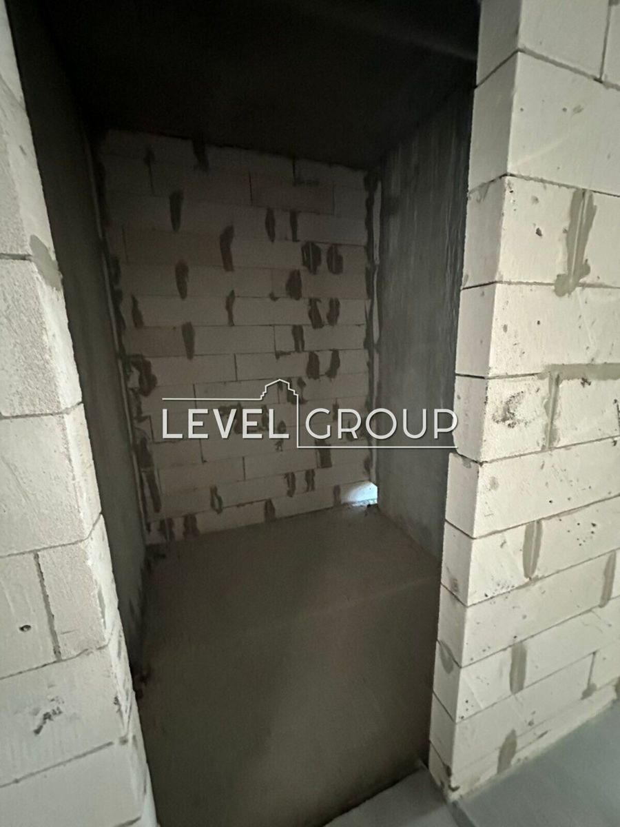 1836928742992733