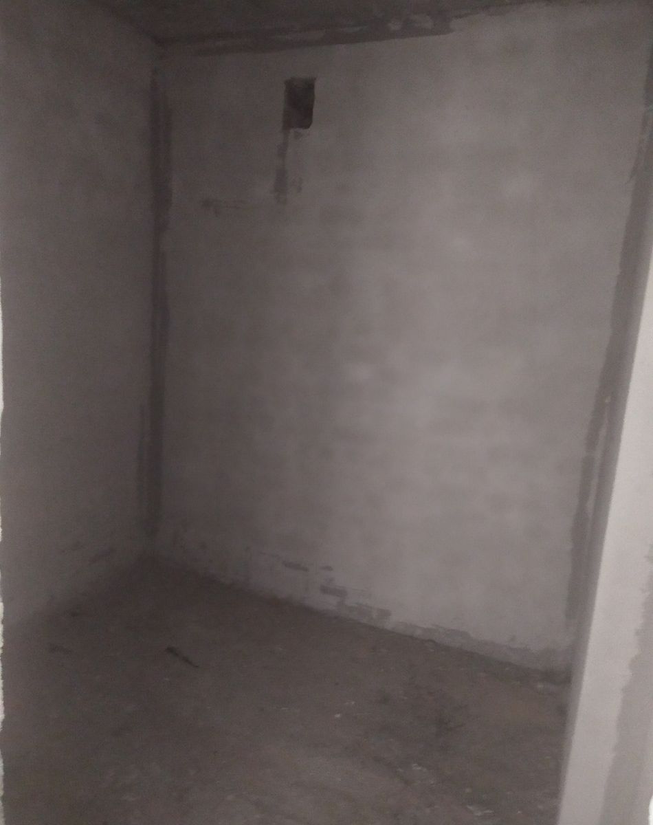 1826468038820734