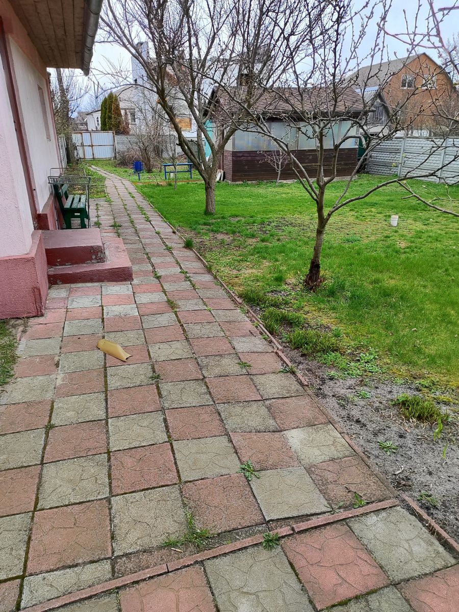 1838973309566734