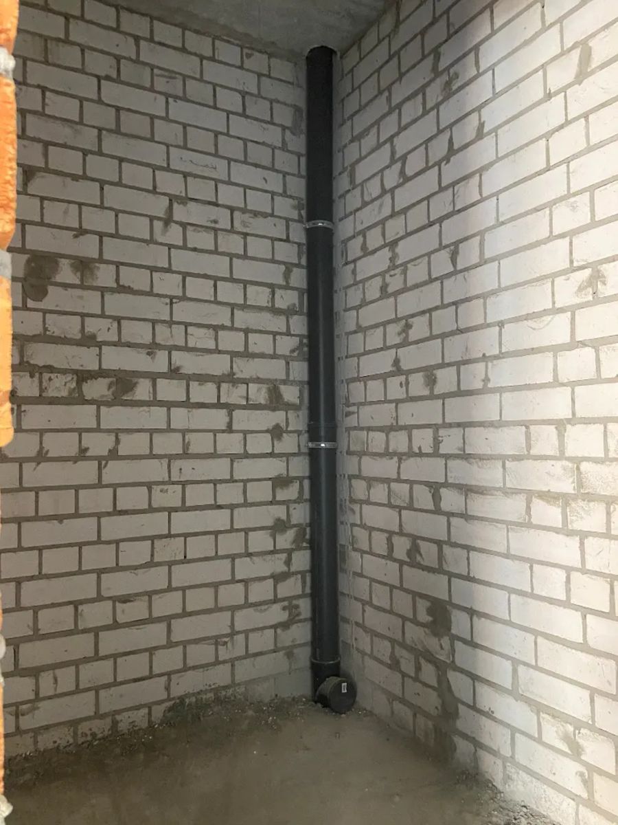 1832548583460735