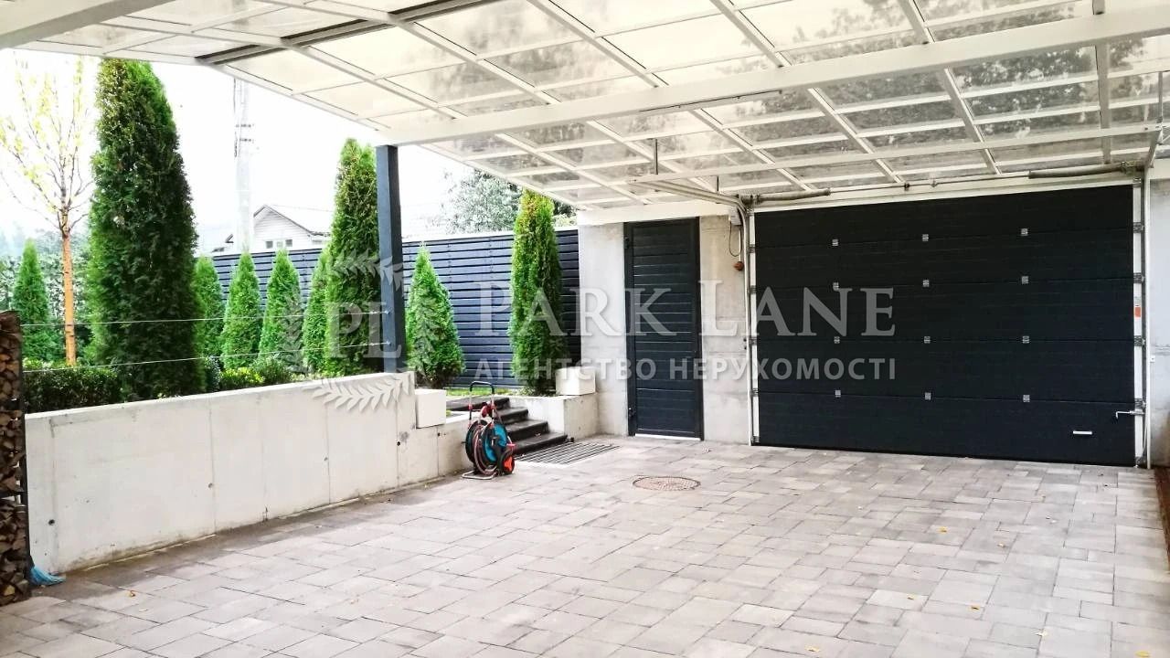 1838433296269736