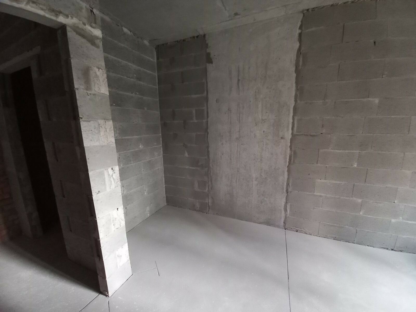 1830379838524737