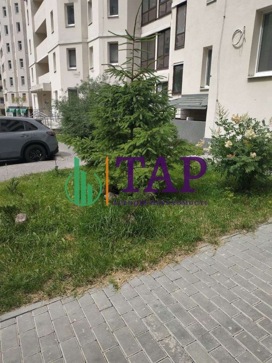 1834900438318737