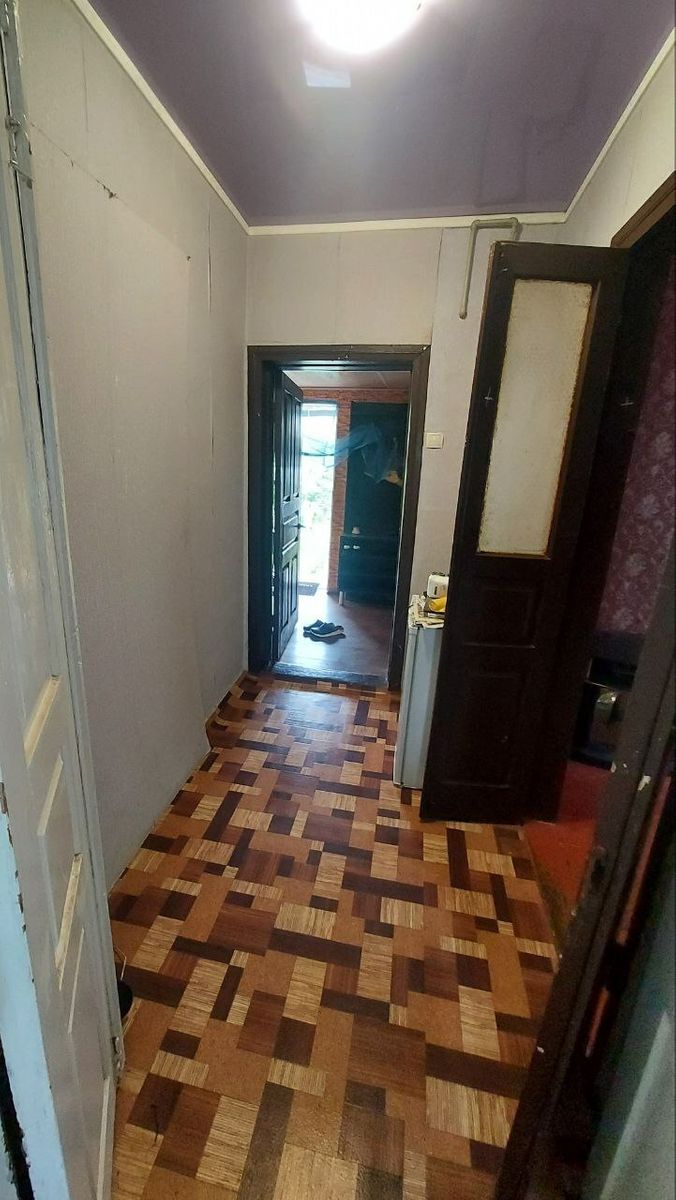 1836813661543737