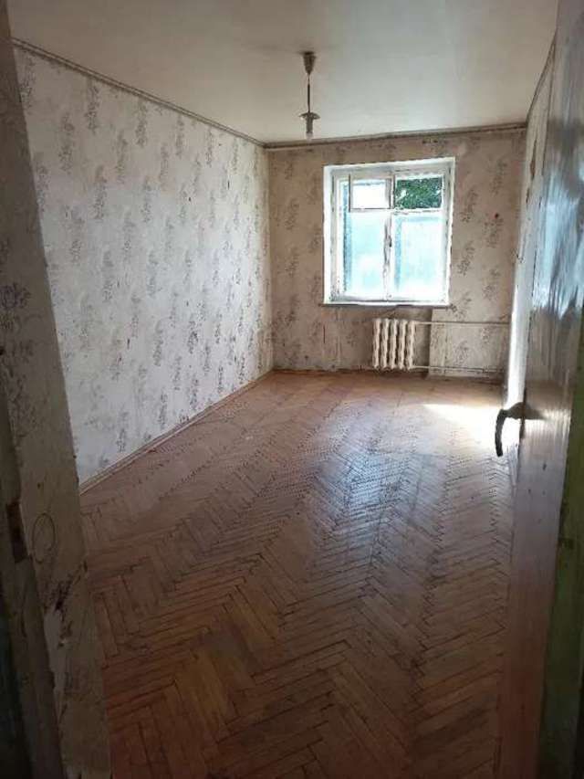 1842771718326737