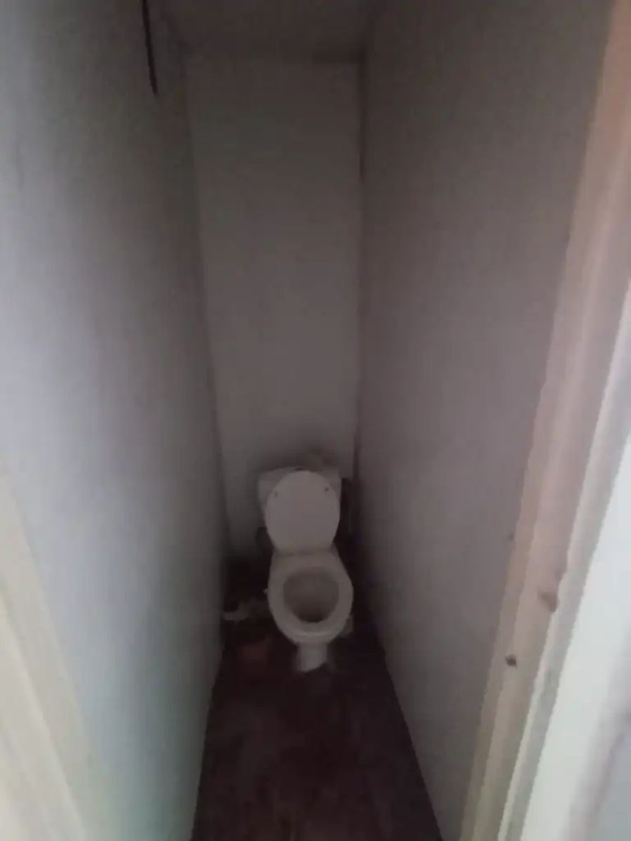 1834173700728738