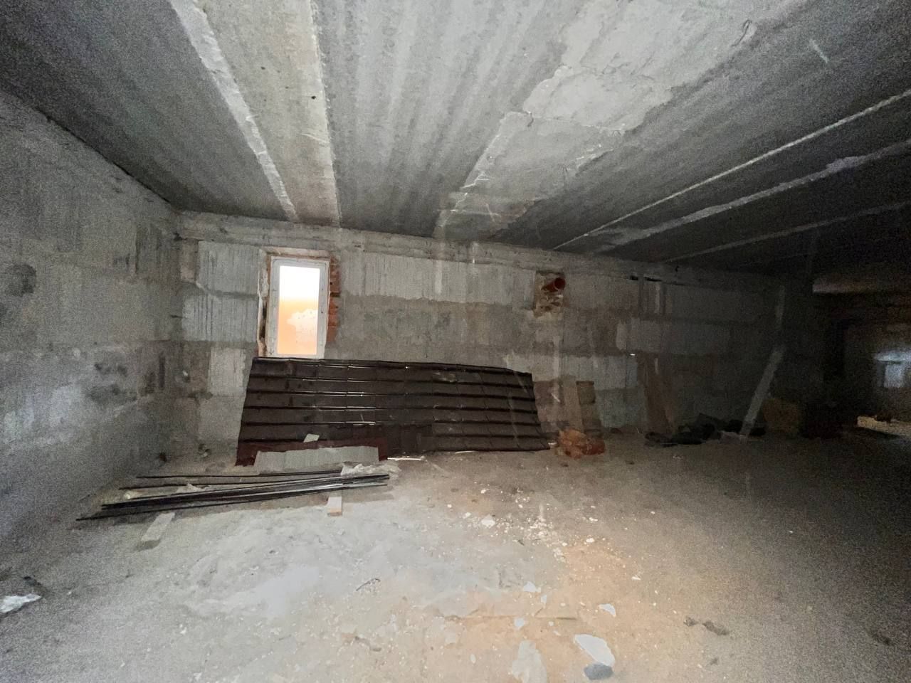 1842164817329074