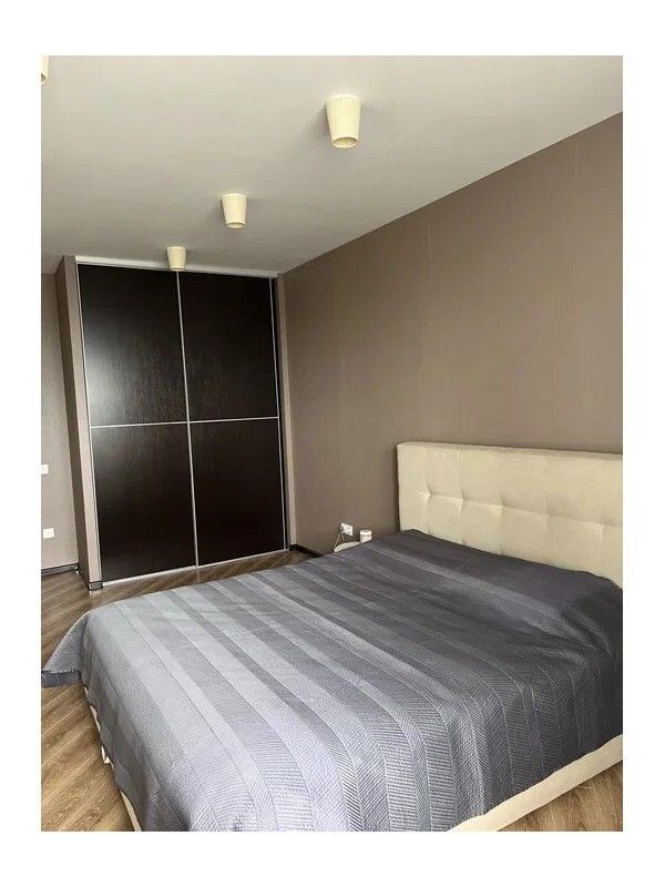 1840514402425740