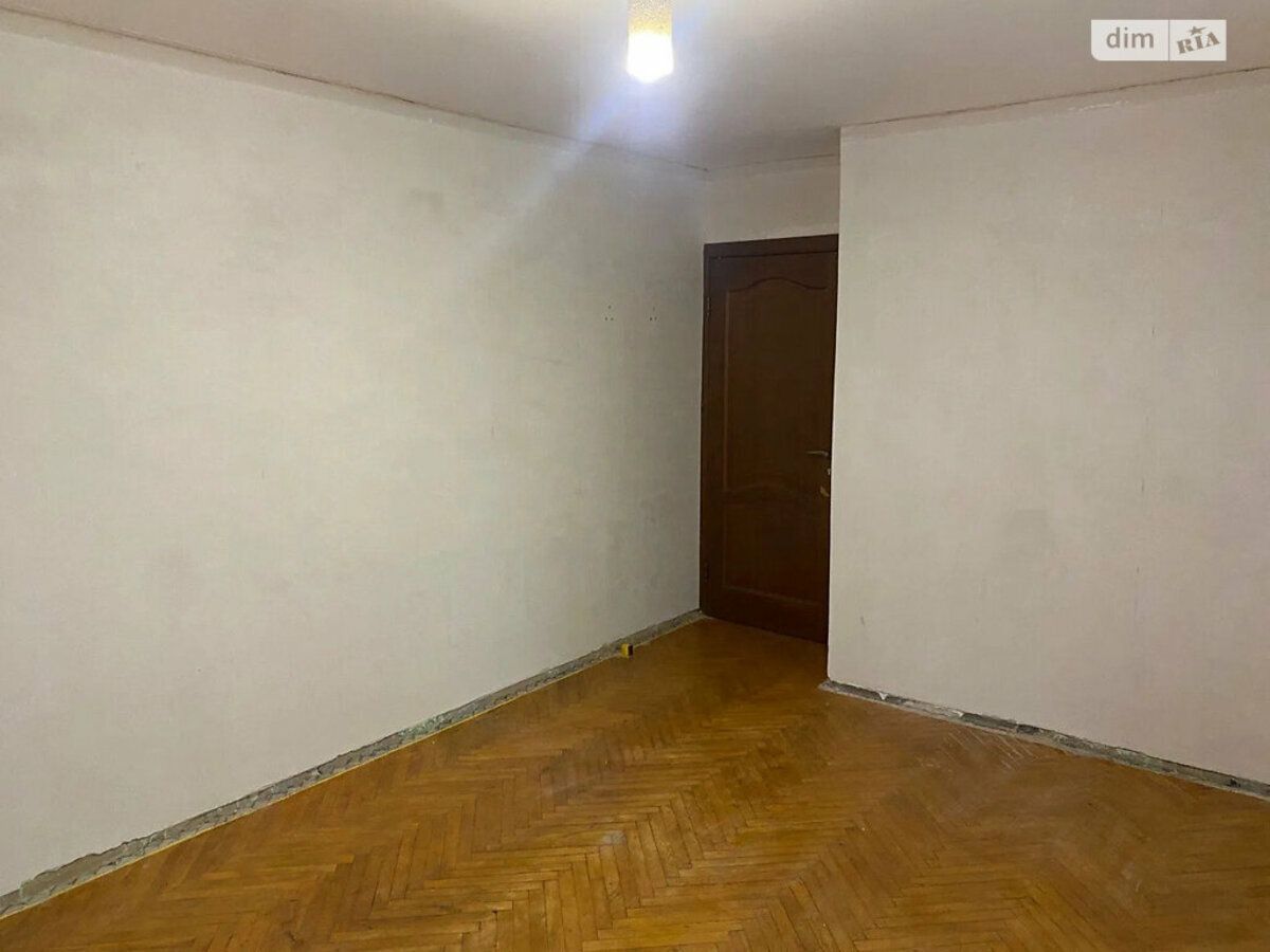 1830916858434741