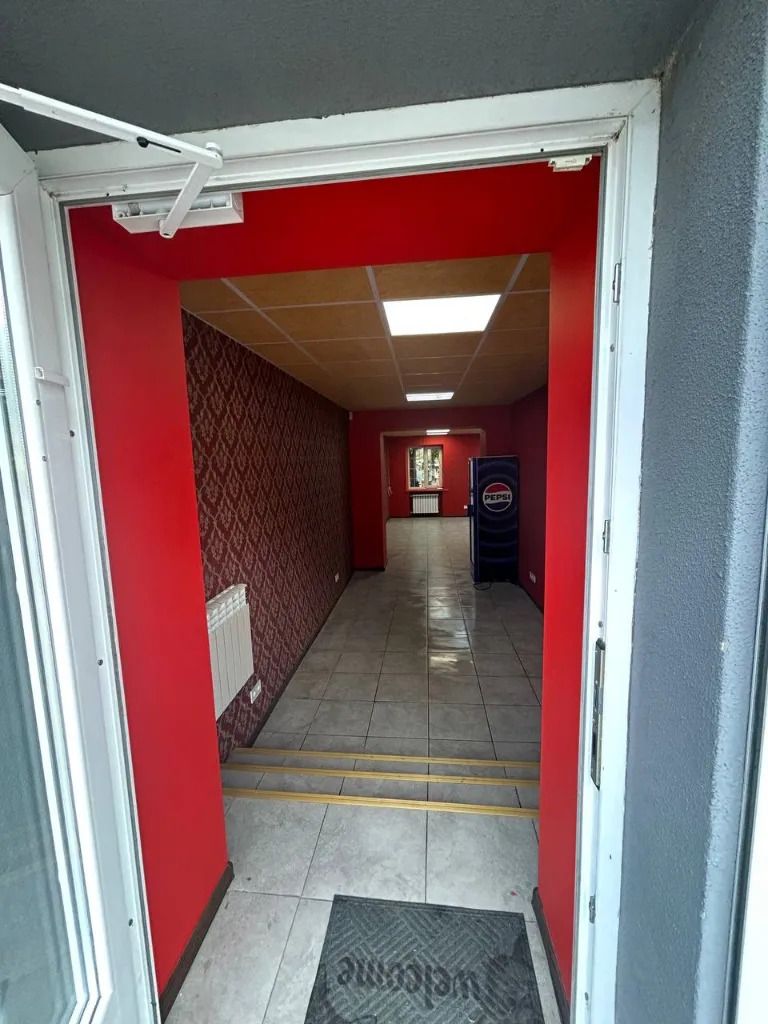 1836551194169741