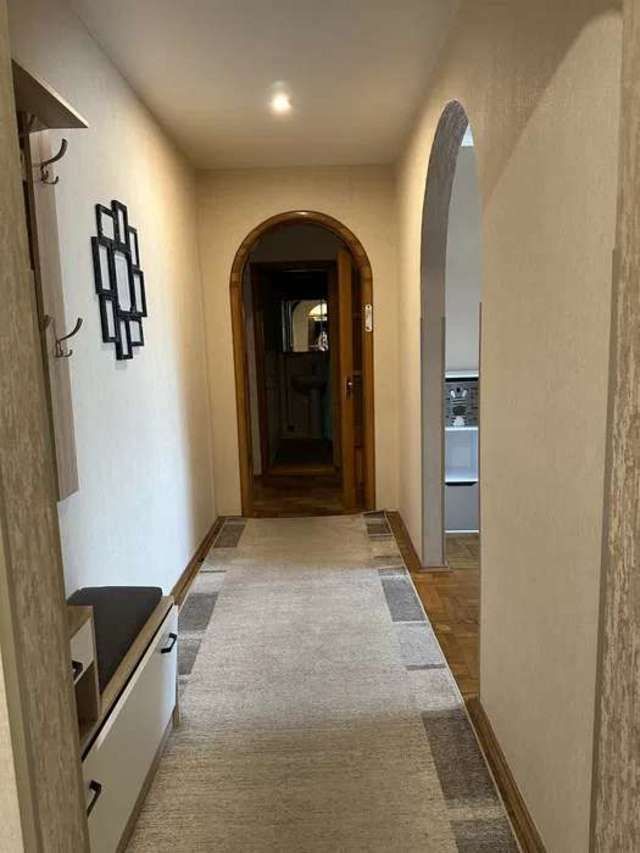 1835093012791742