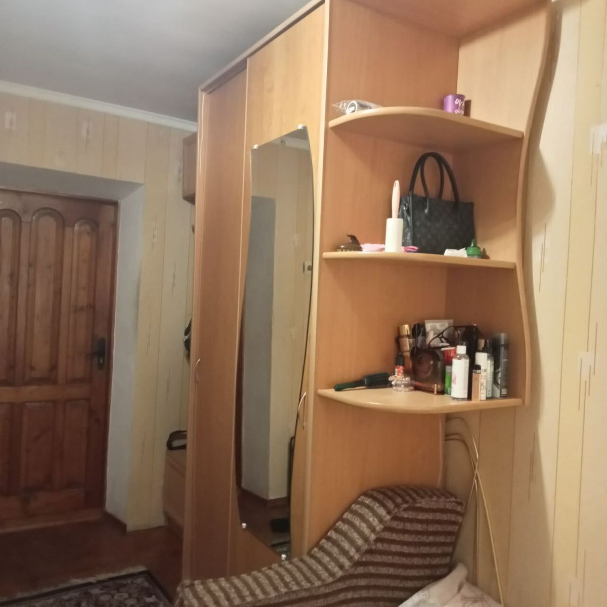 1832645282661744